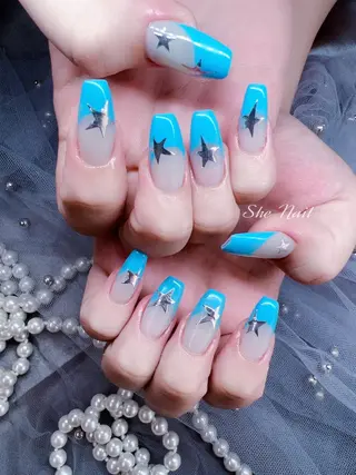 ネイル She   Nail所属・ISA_ BELLAのネイルデザイン