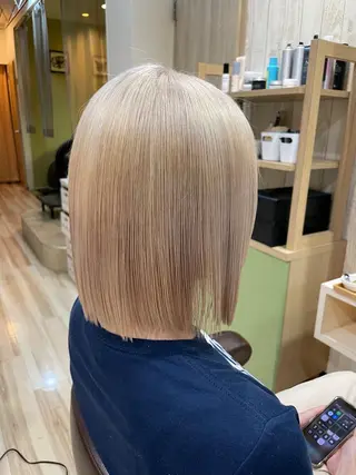 ミディアム カラー 🌈派手髪ハイトーン 🌈鈴木亮太🌈のヘアスタイル