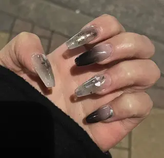 ネイル Queens 榊 まおのネイルデザイン