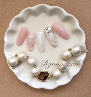 ネイル Ryononnail(リョノンネイル)所属・Ryononnail 上谷典子のネイルデザイン
