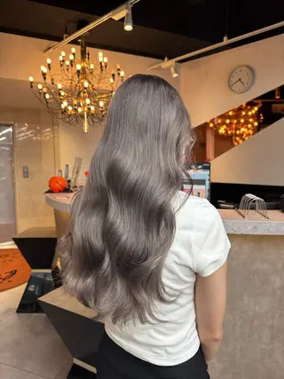 ロング カラー ヘアアレンジ 西谷 さきのヘアスタイル