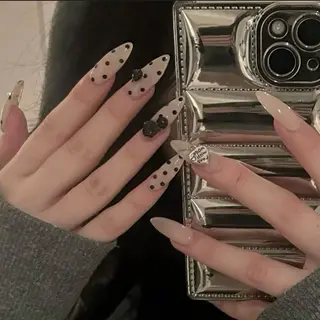 ネイル Cloudy Chan Nailのネイルデザイン