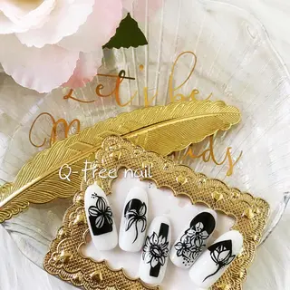 ロング カラー ネイル Q Free nailsのネイルデザイン