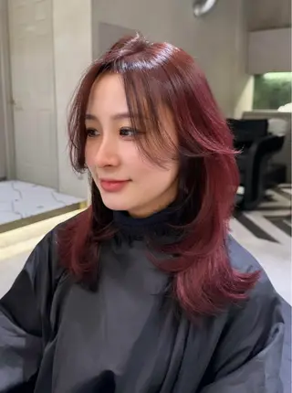 ミディアム カラー 朝の準備が楽になる レイヤー🎀Macoのヘアスタイル