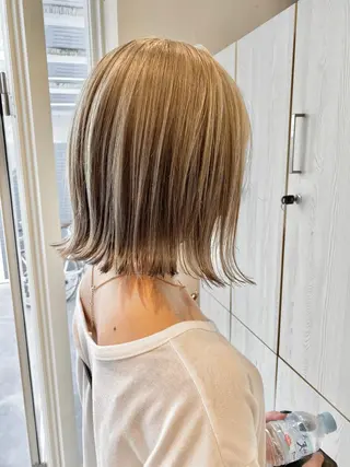 ショート カラー ハイトーン×似合わせ 🌱中川慎之介のヘアスタイル