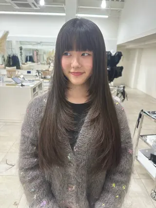 ロング 林 莉央のヘアスタイル