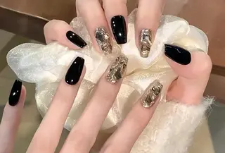 ネイル VIVIAN リサのネイルデザイン