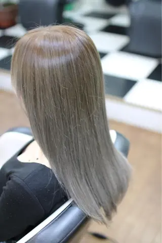 セミロング カラー 髪質改善ストレートo rメンズスタイル今岡のヘアスタイル