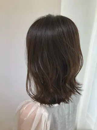 ミディアム カラー eins.hair所属・過去一の柔髪ヘア 🌿einshairのヘアスタイル