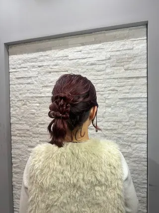 ミディアム miloc MOMOKAのヘアスタイル