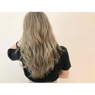 ロング カラー 加藤 利基のヘアスタイル