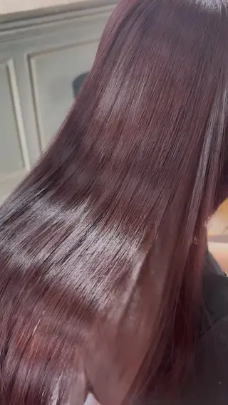 ロング カラー ハイトーン💗ピンク 🛼ベージュ🍀のヘアスタイル