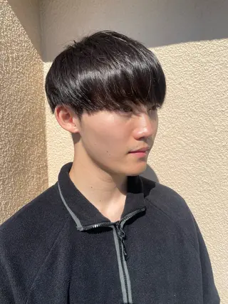 ショート ブリーチなしで透け感 暖色カラーボブaoiのヘアスタイル