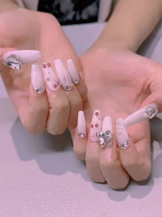 ネイル エムズ ハヤシのネイルデザイン