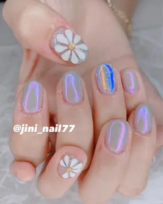 ネイル JINI NAIL所属・ジニ ネイルのネイルデザイン