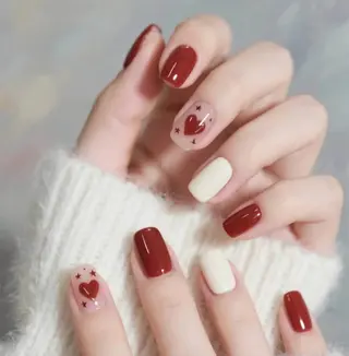 ネイル 小島 阿佑美のネイルデザイン