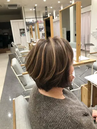 ミディアム 太白区白髪ぼかし/ ボブカット/千葉達人のヘアスタイル