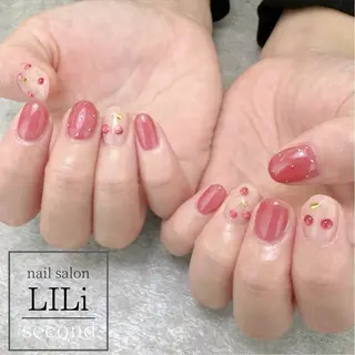 ネイル nailsalon LILi third.所属・Yukino .のネイルデザイン