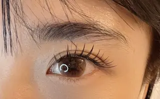 マツエク・マツパ まつ毛パーマ専門店 carrefour Noa 新松戸店所属・碓井 美紅のマツエク・マツパデザイン