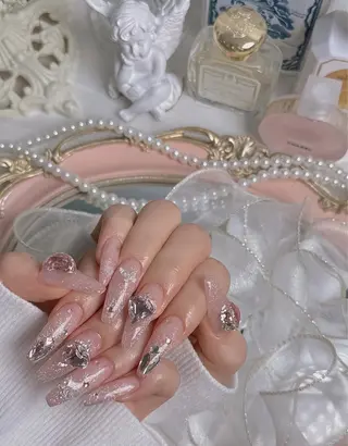 ネイル Lyna 池袋のネイルデザイン