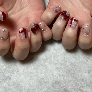 ネイル total salon fu-a'[フーア]所属・佐藤 芽衣のネイルデザイン