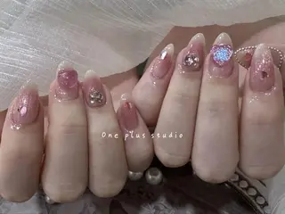 ネイル One Plus Nail Salonのネイルデザイン