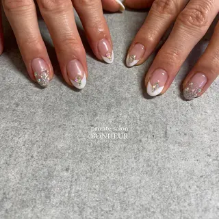 ネイル BONHEUR Annaのネイルデザイン