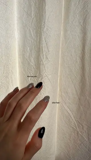 ネイル Sawa ︎︎𓂃⟡.·のネイルデザイン