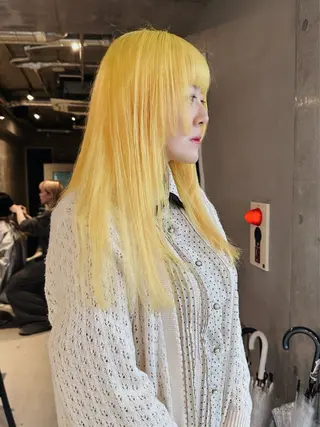 ロング 前野 日奈のヘアスタイル