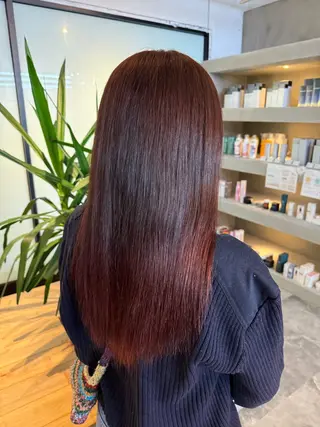 カラー Lit 花井さくらのヘアスタイル