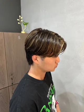 ショート カラー 濱﨑 璃乃のヘアスタイル