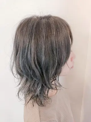 ミディアム カラー デザインカラー髪質 改善Lilithのその他イメージ