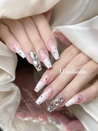 ネイル M🌷nail 長さだし専門店のネイルデザイン