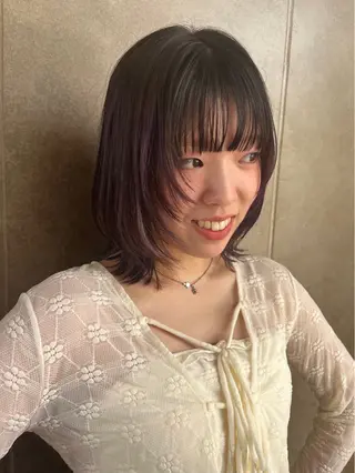 ミディアム 横山 花音のヘアスタイル