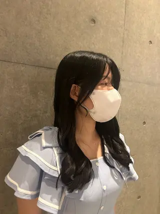 ロング 南 菜花のヘアスタイル