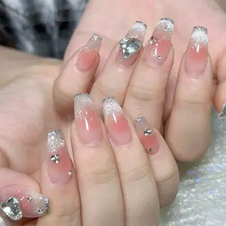 ネイル Queens マオのネイルデザイン