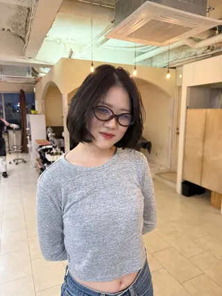 ショート Maho/海外 レイヤー/ハイトーンのヘアスタイル