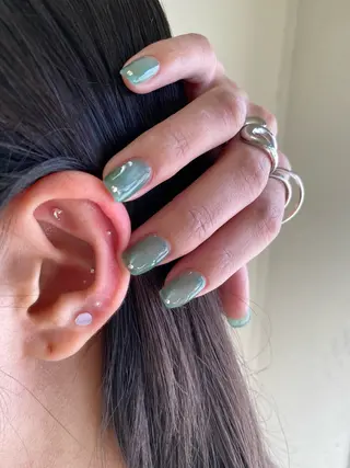 草加ニュアンスネイル 🌚hersのネイルデザイン