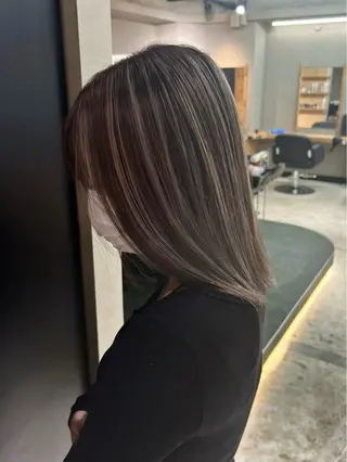 セミロング カラー 💖梅田レイヤー💖 副店長Tsubasaのヘアスタイル