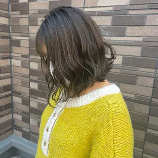 ミディアム カラー MANAMI🪸 インナーカラーのヘアスタイル