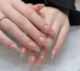 ネイル KARI ネイルサロンのネイルデザイン