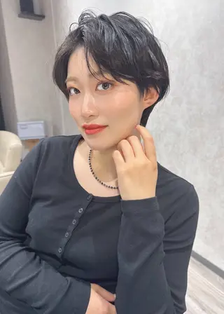 Noe' Akariのヘアスタイル