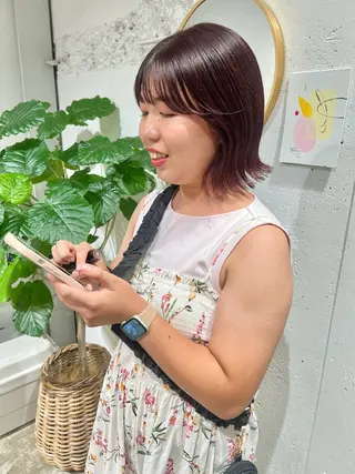 ミディアム 石井 菜々のヘアスタイル