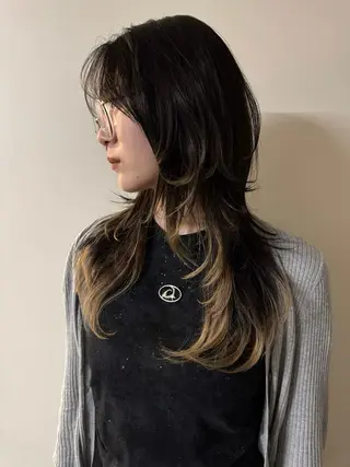 カラー SHINDO MIYUのヘアスタイル