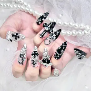 ネイル Lumo所属・めろち ちゃんのネイルデザイン