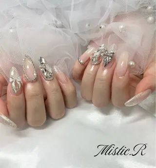 ネイル 🫧Mistic.R 西山🫧のネイルデザイン