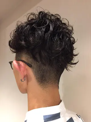 パーマ メンズ 伊藤 優希のヘアスタイル