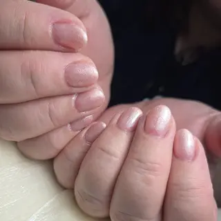 ネイル ネイルサロンベルティ .ひとみのネイルデザイン