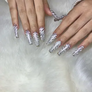 ネイル Nes.nail所属・🌼Nomura Yuko🌷のネイルデザイン