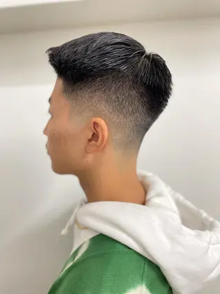 ショート カラー パーマ メンズ カット指名No1漆原 聡のヘアスタイル